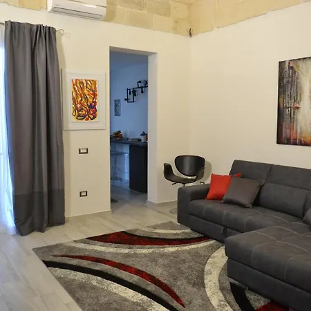 Apartment Benny Houses E *