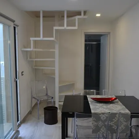 Apartment Benny Houses E Lecce