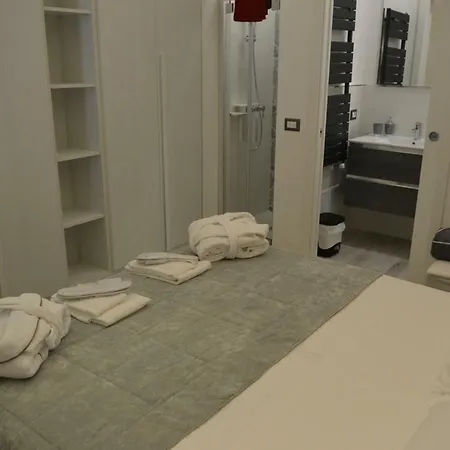Benny Houses E Apartment