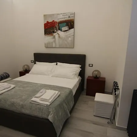 Benny Houses E * Lecce